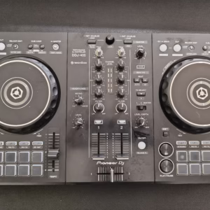 Controlador Pioneer DJ DDJ-400 + Estuche rígido (Usado)