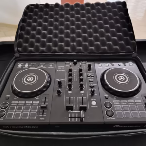 Controlador Pioneer DJ DDJ-400 + Estuche rígido (Usado)